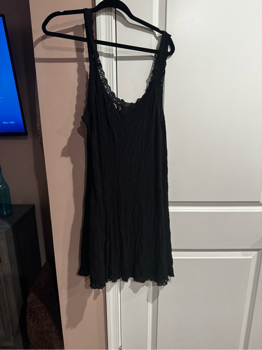 Hanky Panky Black Lace-Trim Slip Dress